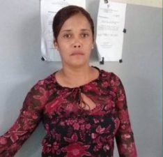 Detienen mujer por llevarle droga a su hijo a la cárcel