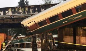 Descarrila tren del Metro en Washington