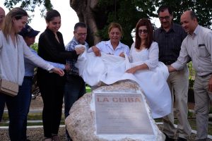 La Ceiba Centenaria de Santiago sirvió de anfitriona para la celebración del día nacional del árbol