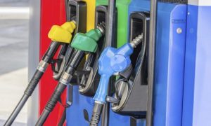 Combustibles registran ligeras alzas; gas sube 20 centavos