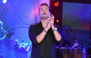 Víctor Manuelle logra rotundo éxito en su concierto “25/7 Tours” que reventó anfiteatro de Puerto Plata