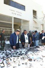 Encuentran drogas, armas y celulares en operativo sorpresa en cárcel del 15 de Azua