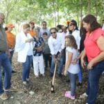 Alcaldía Santiago inicia construcción parque y cancha deportiva en El Emporium Dorado