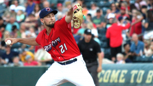 Águilas anuncian a los lanzadores Kolton Mahoney y Cody Poteet