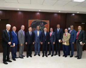 El Partido Zhigong de China visita a la República Dominicana