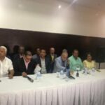 Renuncian 30 miembros del Comité Central del PLD, apoyan Fuerza del Pueblo